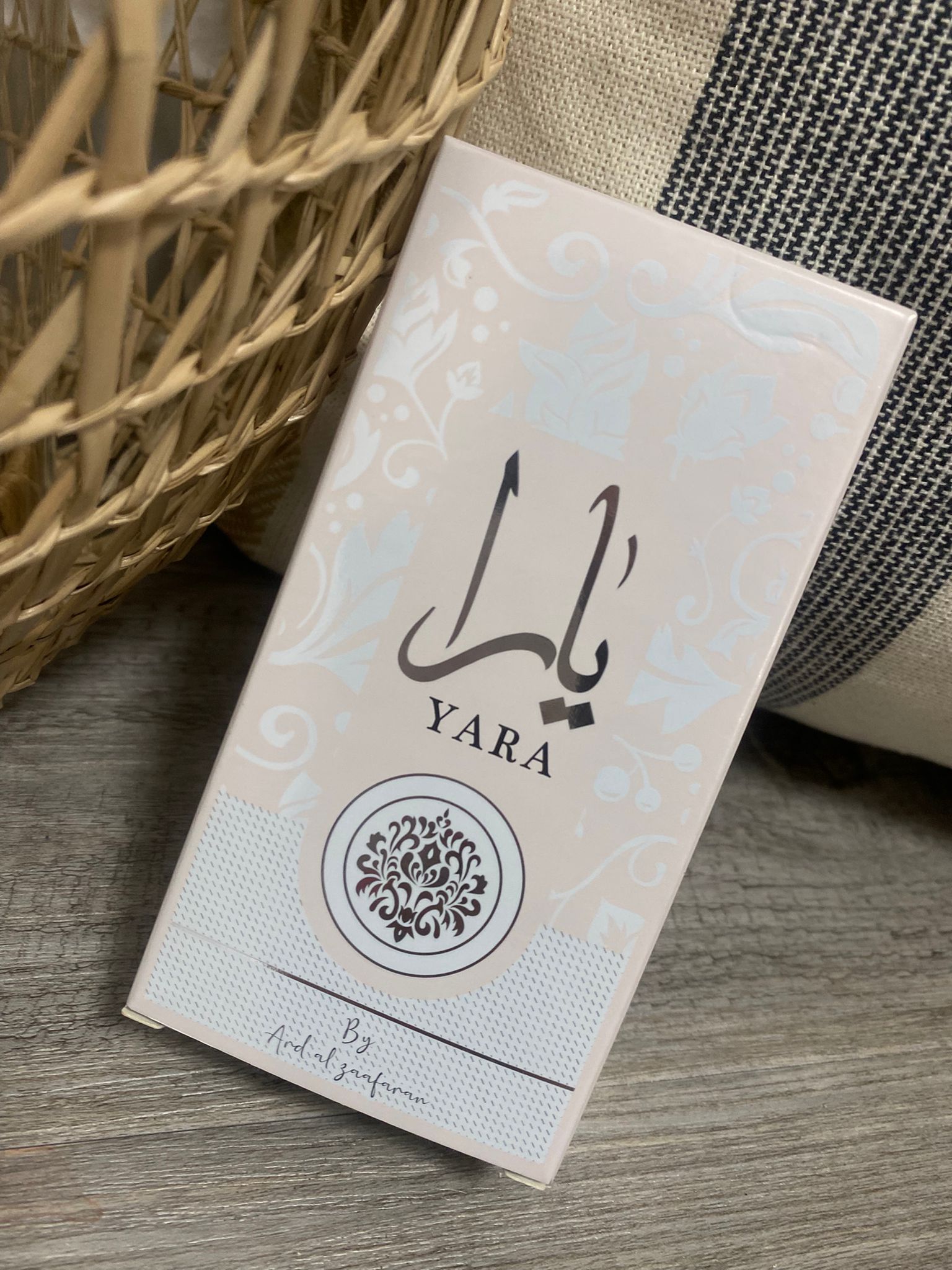 PERFUME 100% YARA ROSA