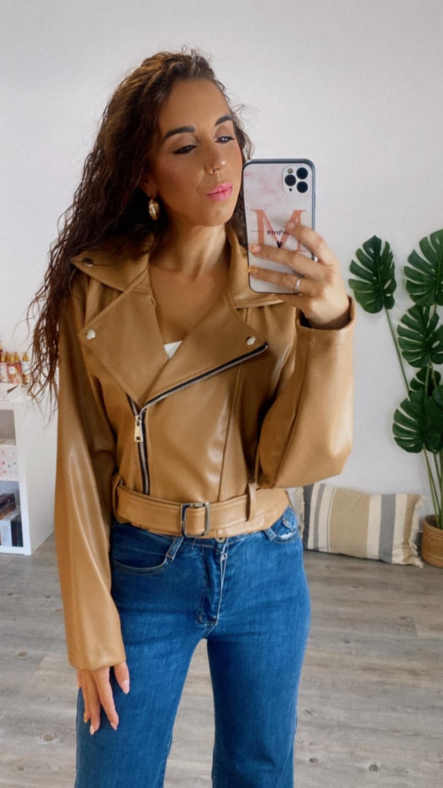 CHAQUETA POLIPIEL CAMEL